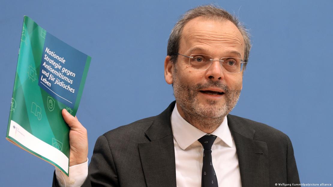 afD