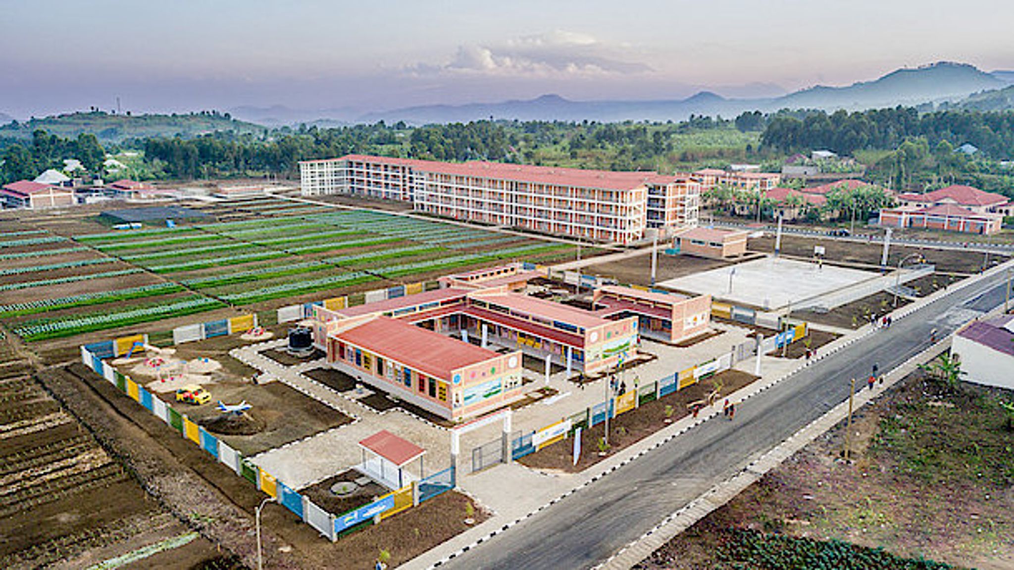 Un village modèle construit au Rwanda pour des personnes déplacée