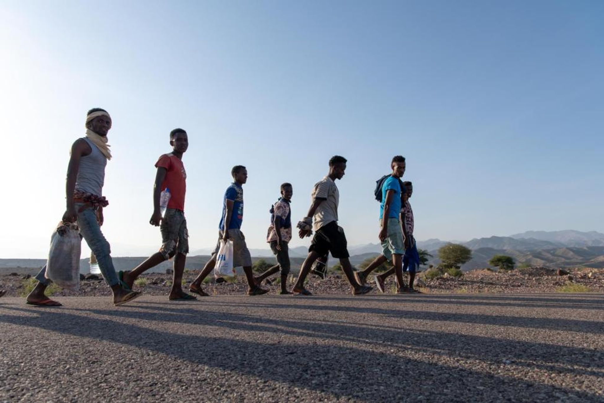 Le calvaire des migrants et des réfugiés sur les routes en Afriqu