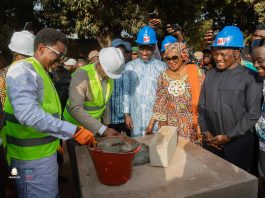 Immersion gouvernementale: pose de la première pierre du projet d’extension de la médiathèque de l’Université Julius Nyerere de Kankan