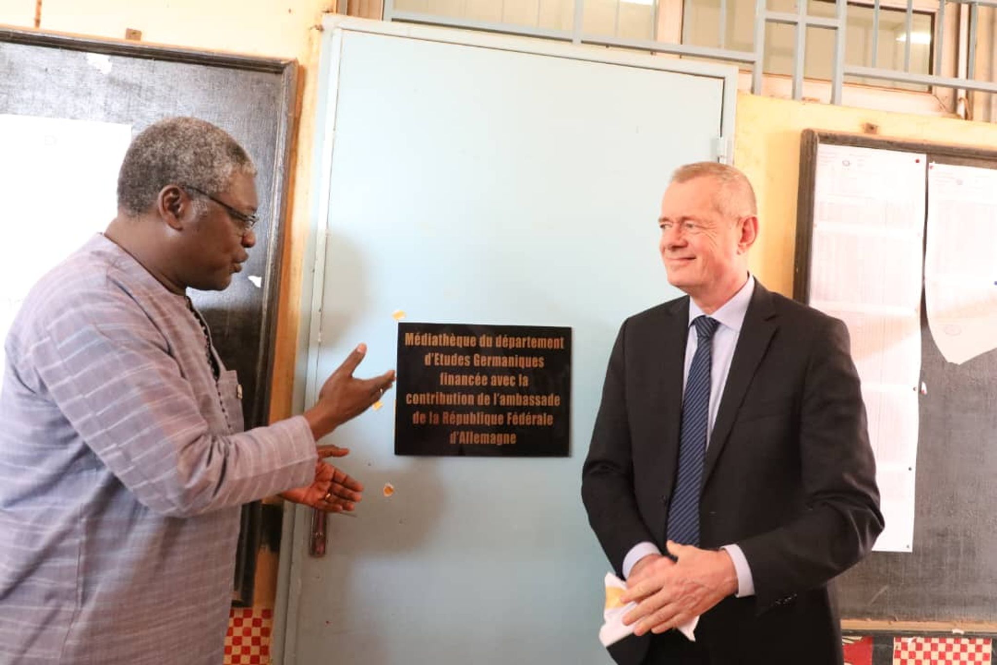 Burkina : Nouvelle médiathèque pour la section germanique de l'UJ